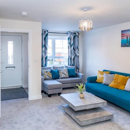 Villa Stunning 3-Bed Risa House In Beeston Nottingham Extérieur photo