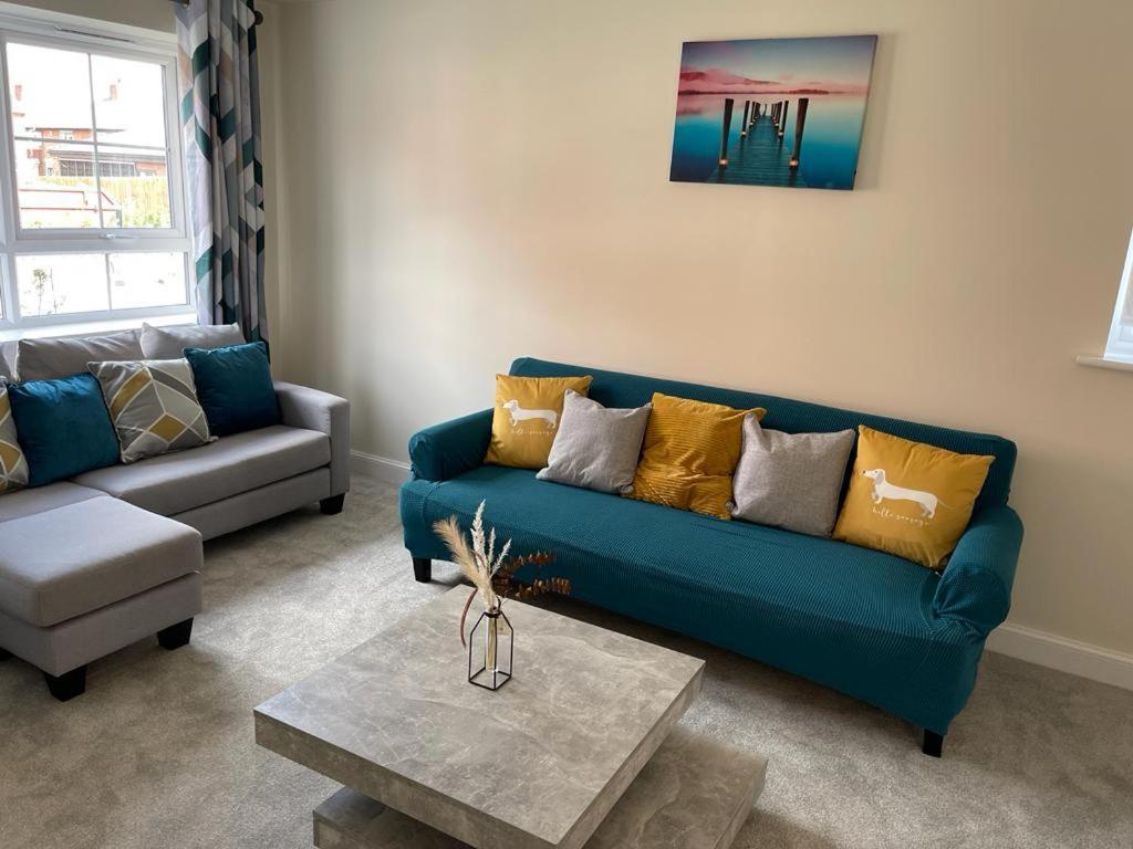 Villa Stunning 3-Bed Risa House In Beeston Nottingham Extérieur photo