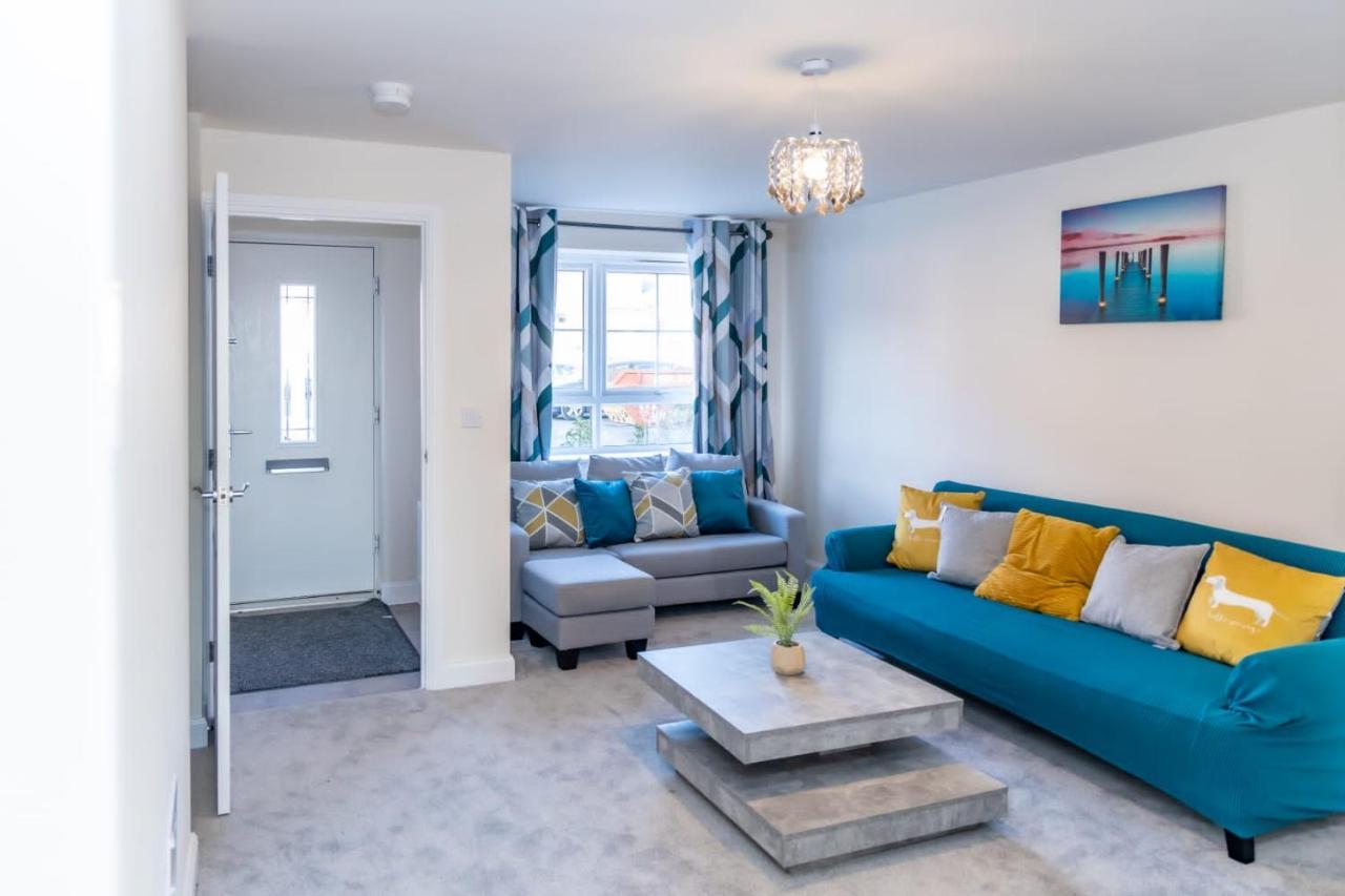 Villa Stunning 3-Bed Risa House In Beeston Nottingham Extérieur photo