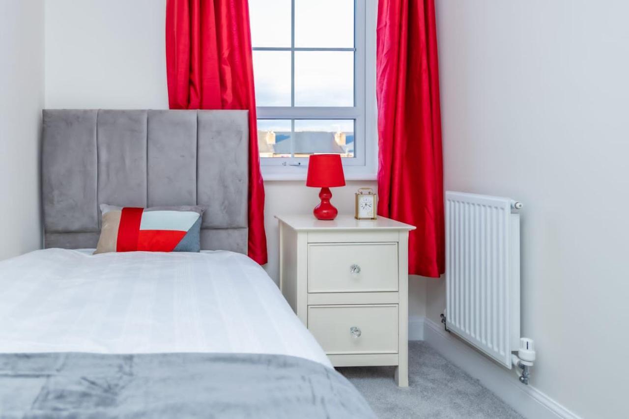 Villa Stunning 3-Bed Risa House In Beeston Nottingham Extérieur photo