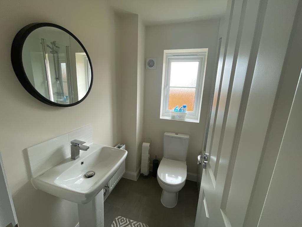 Villa Stunning 3-Bed Risa House In Beeston Nottingham Extérieur photo