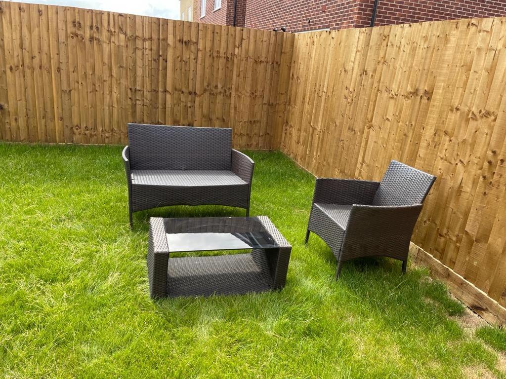 Villa Stunning 3-Bed Risa House In Beeston Nottingham Extérieur photo